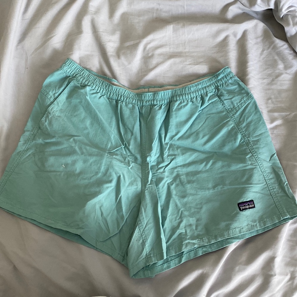 seafoam Patagonia baggies shorts 5 in inseam